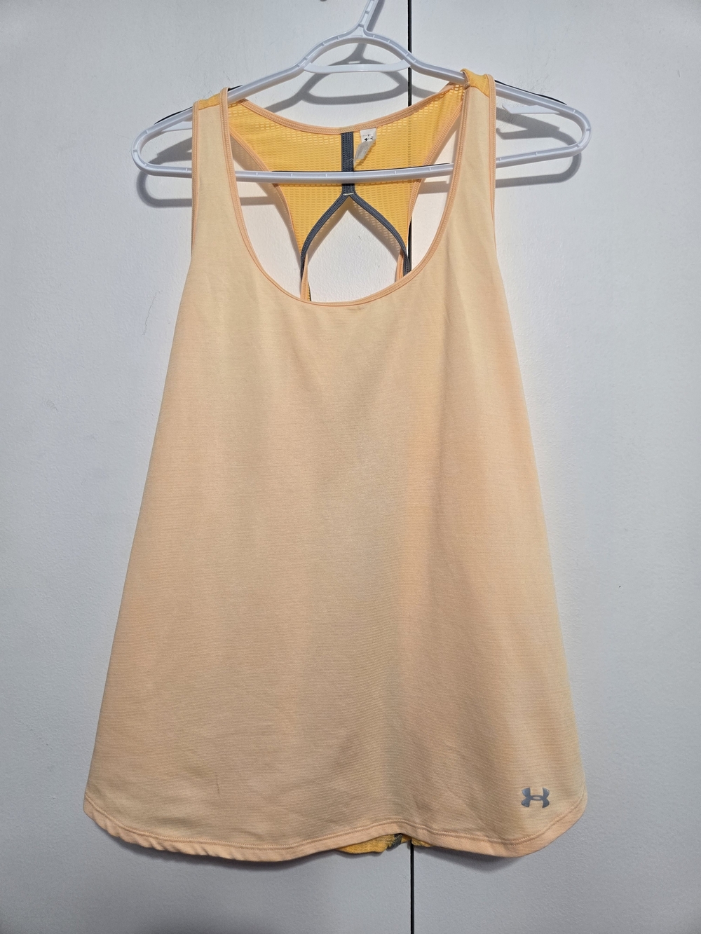 Under Armour‎ HeatGear Peach Racerback Tank Top Womens XL Athletic